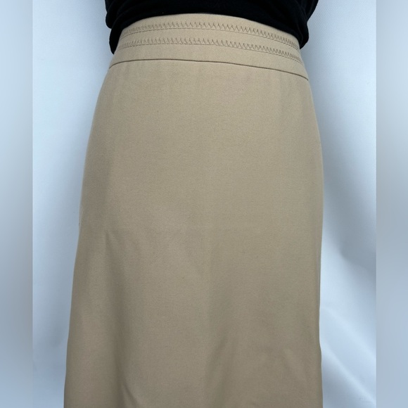 Ann Taylor Two Piece Suit - Picture 7 of 10